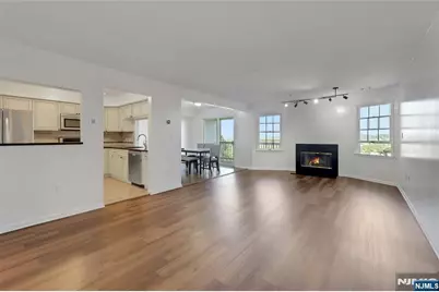 15 Crystal Lane 307 #307, Paterson, NJ 07501 - Photo 6