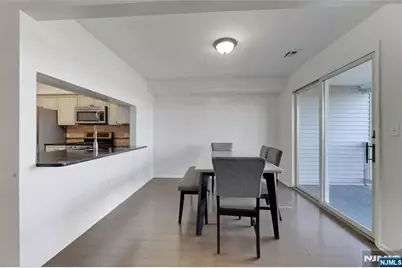 15 Crystal Lane 307 #307, Paterson, NJ 07501 - Photo 14