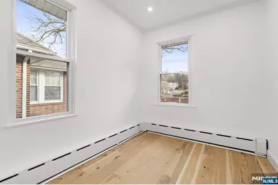 276 Broad Avenue 2 #2, Leonia, NJ 07605 - Photo 2