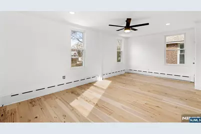 276 Broad Avenue 2 #2, Leonia, NJ 07605 - Photo 4
