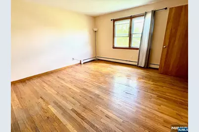 78 Arlington Avenue, Clifton, NJ 07011 - Photo 4