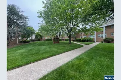 605 Grove Street H3 #H3, Clifton, NJ 07013 - Photo 14