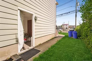 436 Sylvan St, Saddle Brook Township, NJ 07663 - Photo 24