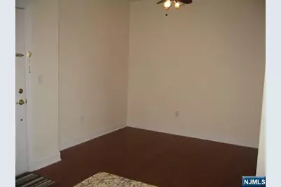 2411 Windsor Park Court, Englewood, NJ 07631 - Photo 6