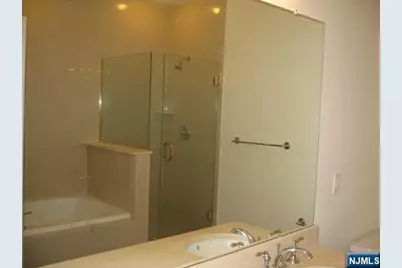 2411 Windsor Park Court, Englewood, NJ 07631 - Photo 10