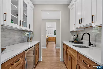 94 Parsippany Road, Hanover Township, NJ 07981 - Photo 8