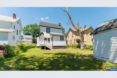 693 Chestnut, Teaneck Township, NJ 07666 - Photo 14
