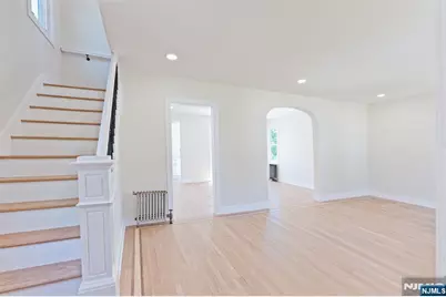 693 Chestnut, Teaneck Township, NJ 07666 - Photo 4