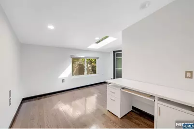 247 Glenwood Avenue, Leonia, NJ 07605 - Photo 26