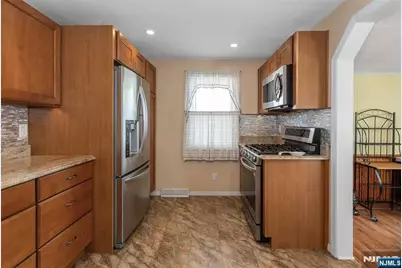 126 18th Avenue, Elmwood Park, NJ 07407 - Photo 12