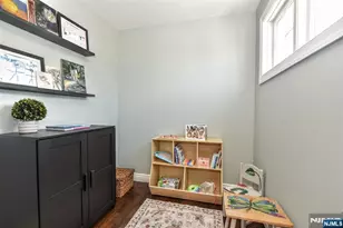 121 Vreeland Ave, Midland Park, NJ 07432 - Photo 10