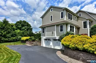 121 Vreeland Ave, Midland Park, NJ 07432 - Photo 22