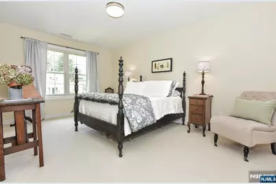 121 Vreeland Avenue, Midland Park, NJ 07432 - Photo 16