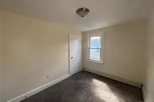 271 Vermont Ave, Irvington, NJ 07111 - Photo 2