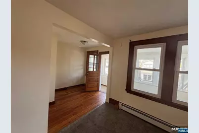 271 Vermont Avenue, Irvington, NJ 07111 - Photo 10