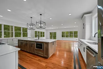 48 Pulis Avenue, Mahwah, NJ 07430 - Photo 10