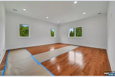48 Pulis Avenue, Mahwah, NJ 07430 - Photo 20