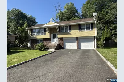 304 Loren Court, Northvale, NJ 07647 - Photo 2