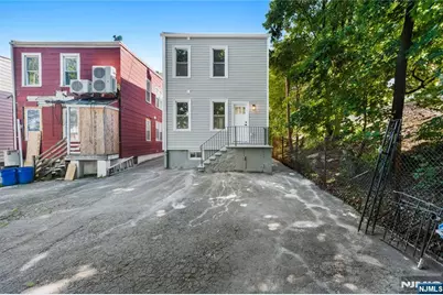 534 Morris Street, Orange, NJ 07050 - Photo 50
