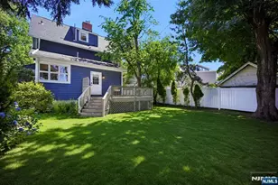 10 Mountain Pl, Montclair, NJ 07043 - Photo 18