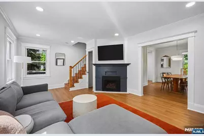 10 Mountain Place, Montclair, NJ 07043 - Photo 4