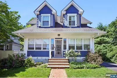 10 Mountain Place, Montclair, NJ 07043 - Photo 2