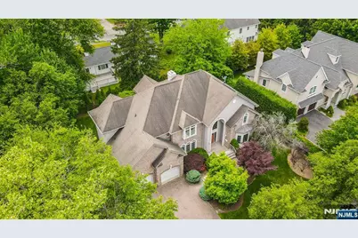 6 Maplewood Road, Closter, NJ 07624 - Photo 4