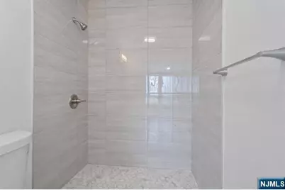 2601 Jane Street 304 #304, North Bergen, NJ 07047 - Photo 10