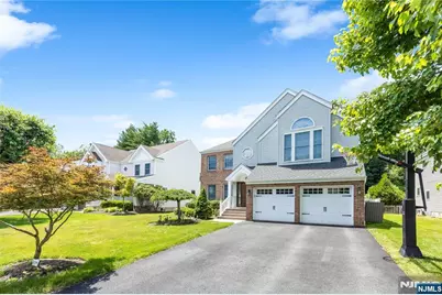 534 Alosio Drive, River Vale Township, NJ 07675 - Photo 4