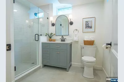 41 Sullivan Drive 4 #4, West Orange Township, NJ 07052 - Photo 32