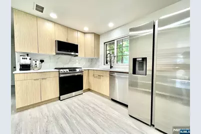 149 W Clinton Avenue, Tenafly, NJ 07670 - Photo 4