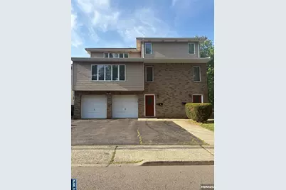 53 Washington Avenue, Little Ferry, NJ 07643 - Photo 2
