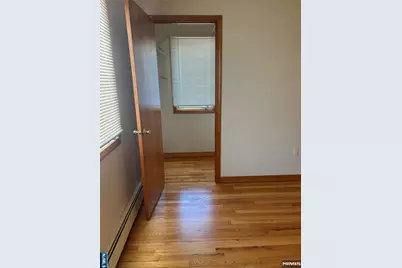 53 Washington Avenue, Little Ferry, NJ 07643 - Photo 10