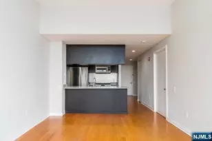 1807 Hudson Park, Edgewater, NJ 07020 - Photo 8