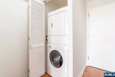 1807 Hudson Park, Edgewater, NJ 07020 - Photo 12