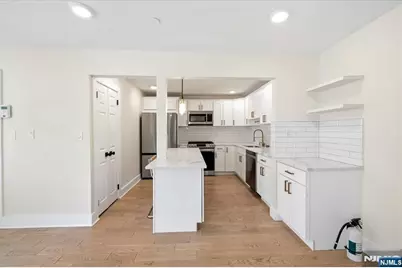 24 Mallard Court 110 #110, Englewood, NJ 07631 - Photo 6