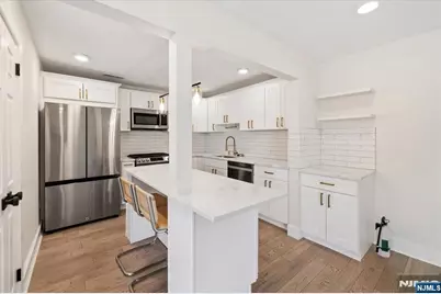 24 Mallard Court 110 #110, Englewood, NJ 07631 - Photo 8