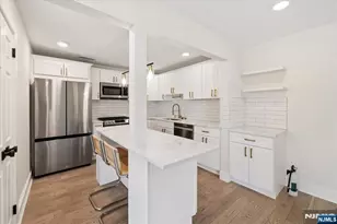 24 Mallard Ct 110, Englewood, NJ 07631 - Photo 8