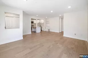 24 Mallard Ct 110, Englewood, NJ 07631 - Photo 4
