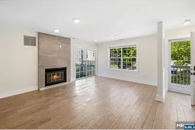 24 Mallard Court 110 #110, Englewood, NJ 07631 - Photo 2