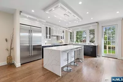 70 Columbus Drive, Tenafly, NJ 07670 - Photo 8