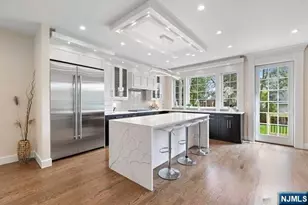 70 Columbus Dr, Tenafly, NJ 07670 - Photo 10