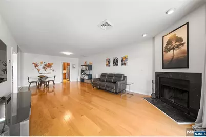 300 Gorge Road 62 #62, Cliffside Park, NJ 07010 - Photo 8