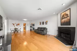 300 Gorge Road 62, Cliffside Park, NJ 07010 - Photo 8