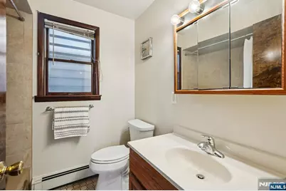 98 Lester Street, Wallington, NJ 07057 - Photo 20