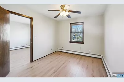 98 Lester Street, Wallington, NJ 07057 - Photo 8