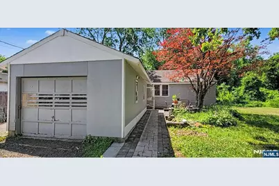 347 Somerset Street, Long Hill, NJ 07980 - Photo 6