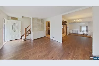 747 Brookside Road, Rahway, NJ 07065 - Photo 14