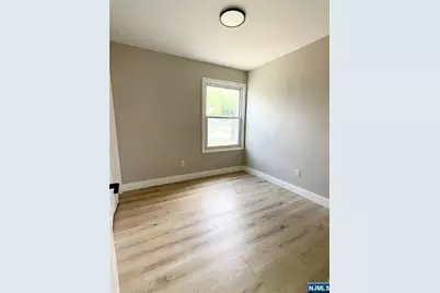 60 Laurel, Paterson, NJ 07522 - Photo 12
