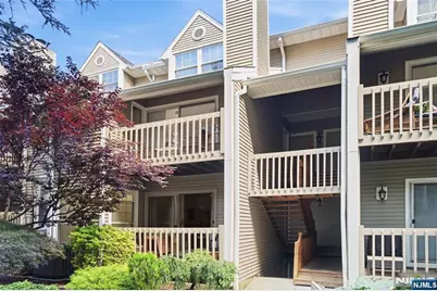 546 Windsor Drive, Palisades Park, NJ 07650 - Photo 1